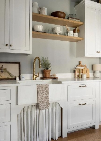 12 Kitchens That Look Straight Out of a Nancy Meyers Movie