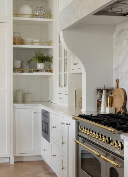 12 Kitchens That Look Straight Out of a Nancy Meyers Movie