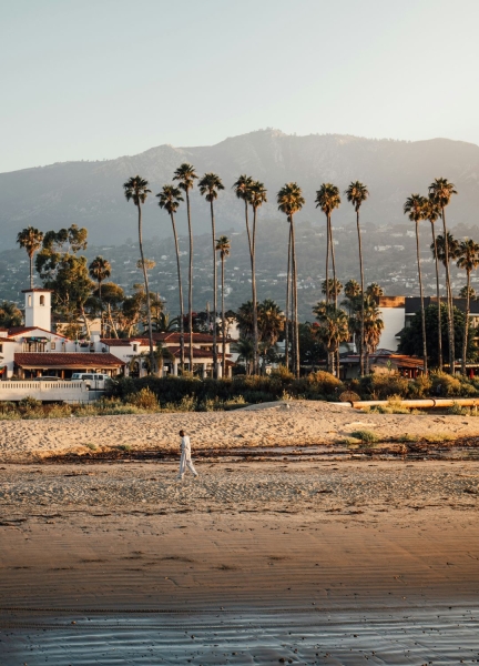 15 Coastal Grandma-Inspired Destinations That Look Straight Out of a Nancy Meyers Movie