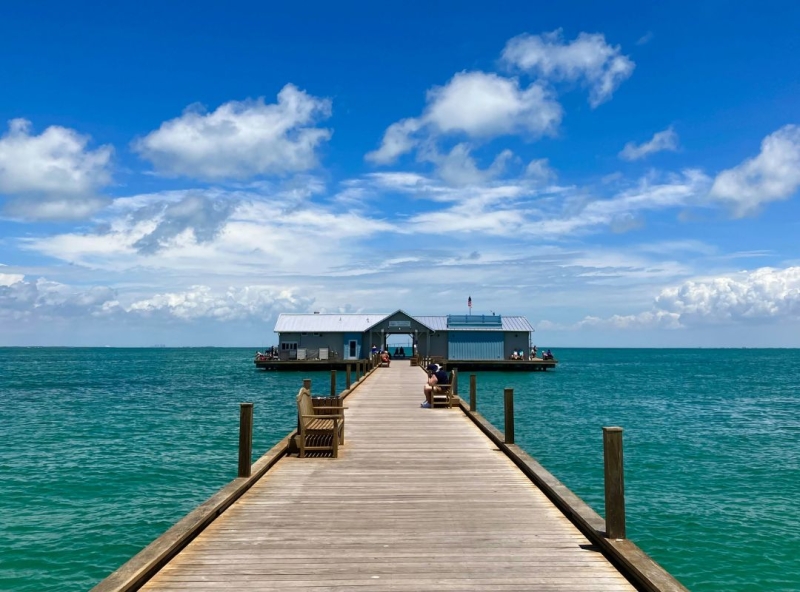 15 Coastal Grandma-Inspired Destinations That Look Straight Out of a Nancy Meyers Movie