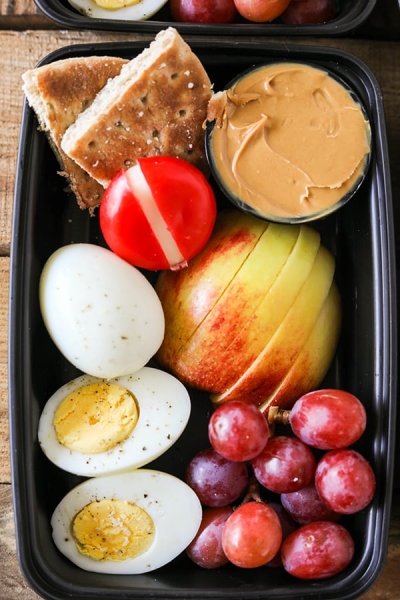 20 Adult Lunchable Ideas So Good They’ll Make You Excited to Go to Work