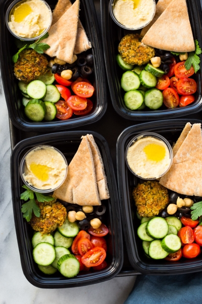20 Adult Lunchable Ideas So Good They’ll Make You Excited to Go to Work