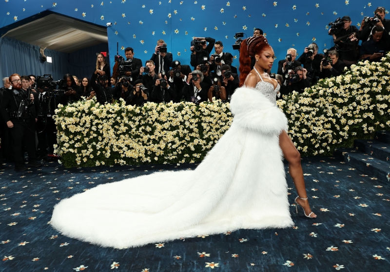 2025 Met Gala Red Carpet Arrivals: All the Looks and Outfits