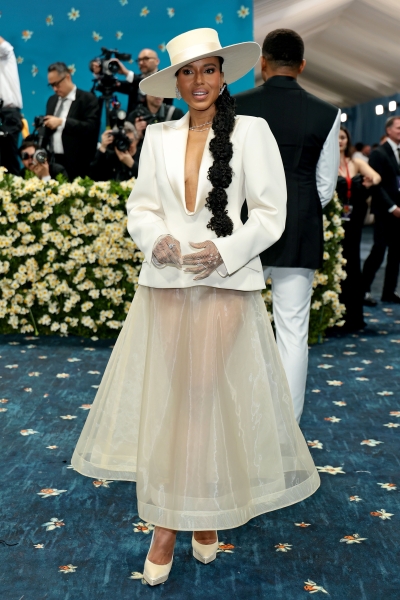 2025 Met Gala Red Carpet Arrivals: All the Looks and Outfits