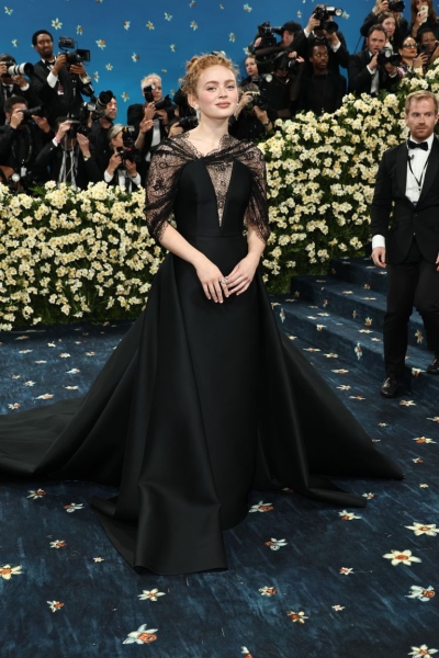 2025 Met Gala Red Carpet Arrivals: All the Looks and Outfits