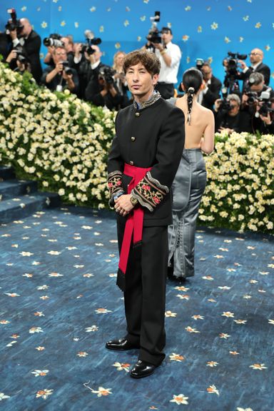 2025 Met Gala Red Carpet Arrivals: All the Looks and Outfits
