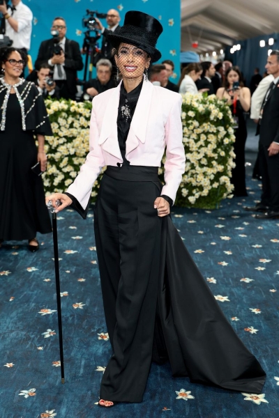 2025 Met Gala Red Carpet Arrivals: All the Looks and Outfits