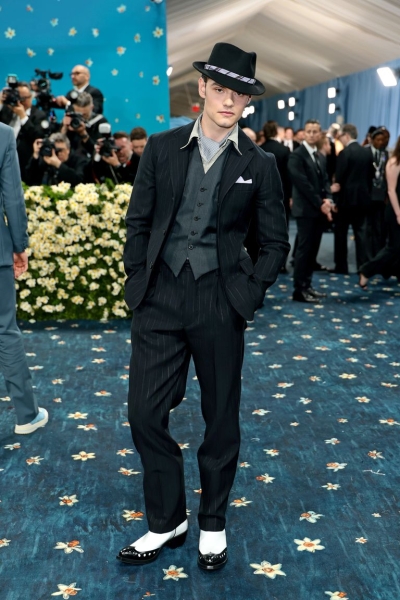 2025 Met Gala Red Carpet Arrivals: All the Looks and Outfits