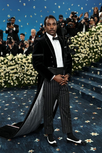 2025 Met Gala Red Carpet Arrivals: All the Looks and Outfits