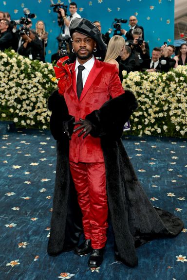 2025 Met Gala Red Carpet Arrivals: All the Looks and Outfits
