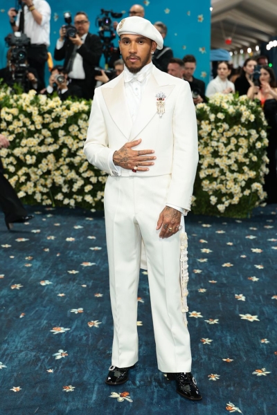 2025 Met Gala Red Carpet Arrivals: All the Looks and Outfits