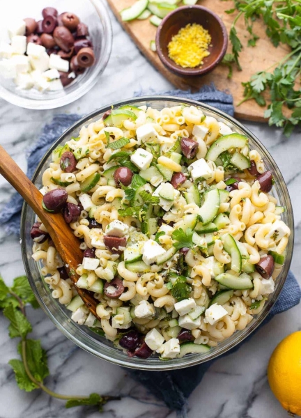 22 Light Lunch Recipes That Will Prevent That Mid-Afternoon Slump