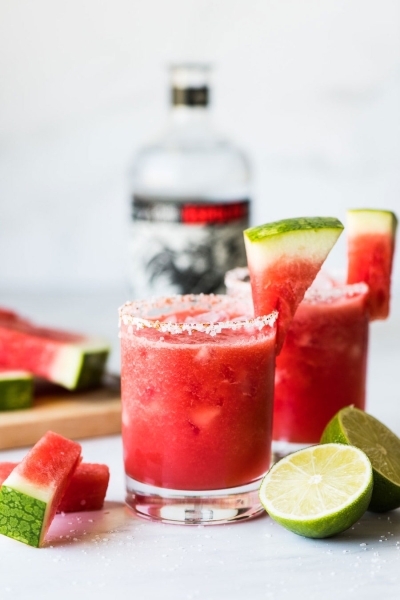 40 Easy and Delicious Recipes to Bring to a Summer BBQ