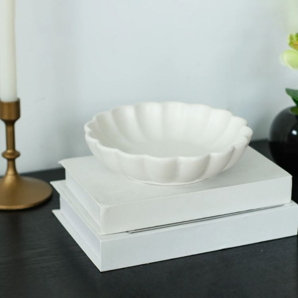 A “Purse Bowl” Is the Entryway Organization Hack You Need to Try