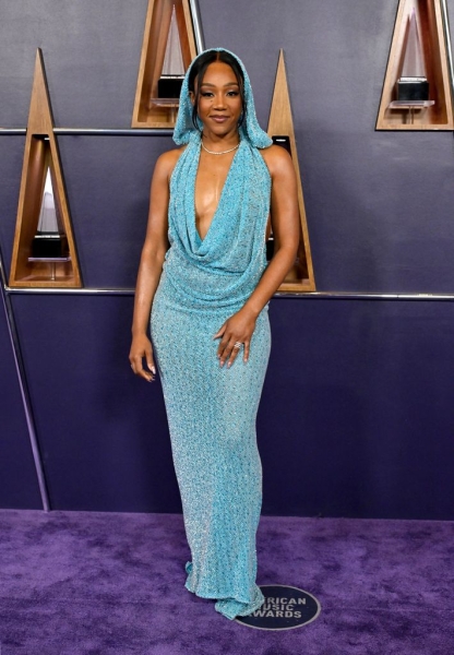 All the Looks From the 2025 American Music Awards