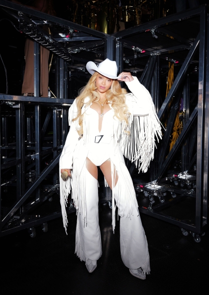 Ranking Beyoncé’s Cowboy Carter Tour Outfits