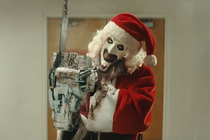 The Scariest Onscreen Clowns, Ranked