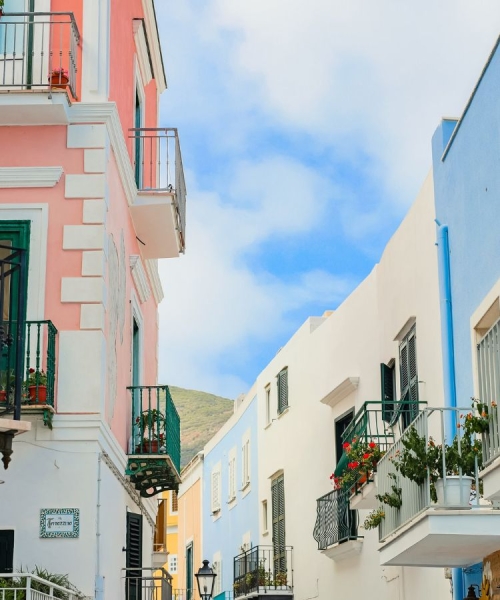 10 Destination Dupes That Will Give You an Italian Girl Summer for Less