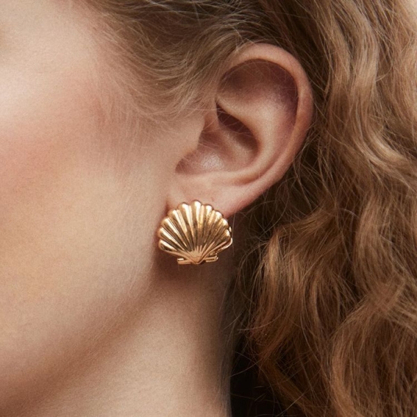 All the Essentials You Need for a Coastal Grandma Summer