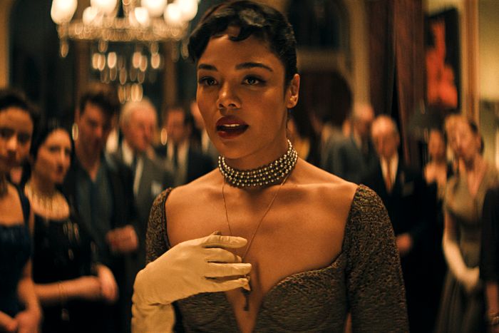 Hello, Horny Lit-Girl Winter