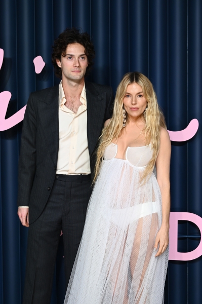 Sienna Miller Is Pregnant
