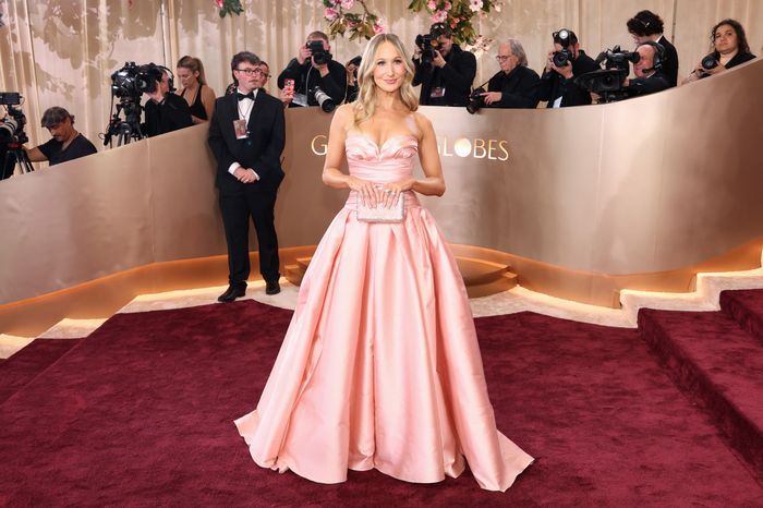 All the Dresses Nikki Glaser Wore During the Golden Globes